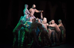 Obra Esmog de la Compañía Joven de Danza Crea