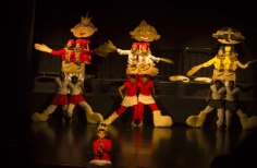 Obra Petrushka de la Compañía Joven de Danza Crea