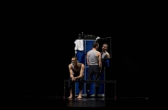 Poyo rojo de Argentina en el teatro Arlequín de Casa E