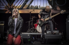 Concierto Rockaxis en La Media Torta