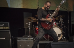 Concierto Rockaxis en La Media Torta