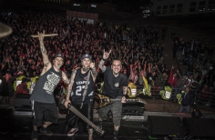 Concierto Rockaxis en La Media Torta