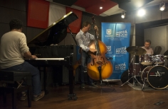 Personas participando del Taller de improvisación Jacky Terrasson Trio