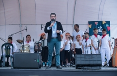 Crea, Bosa Laureles.