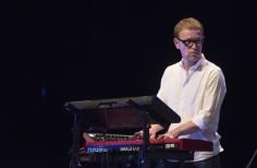 Velandia & flat Earth Society.