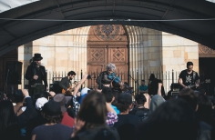 Metal Movil - Plaza - Parque De Lourdes
