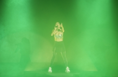 Greeicy y Mike Bahía en el Teatro Jorge Eliécer Gaitán