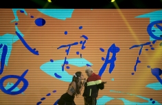 Greeicy y Mike Bahía en el Teatro Jorge Eliécer Gaitán