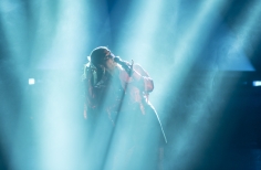 Greeicy y Mike Bahía en el Teatro Jorge Eliécer Gaitán