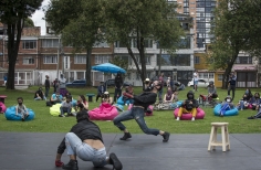 Entre Sombras - Danza en la Ciudad.