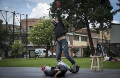 Entre Sombras - Danza en la Ciudad.