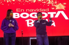 En Navidad Bogota Brilla, Parque Illimaní.