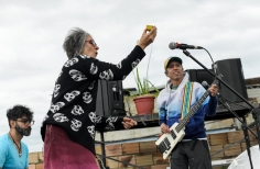 Gira En Casa de la Vecina, Aterciopelados.