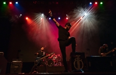 4x Trueque en el Teatro Jorge Eliécer Gaitán