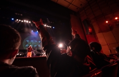 4x Trueque en el Teatro Jorge Eliécer Gaitán
