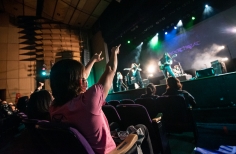 4x Trueque en el Teatro Jorge Eliécer Gaitán
