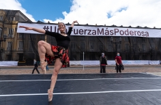 Una fuerza más poderosa, Filarmónica de Bogota.
