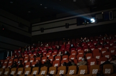 Estreno y conversación - Película Los conductos.