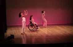 Viernes Escénicos en el Teatro El Parque con ConCuerpos y Mistérica Escénica