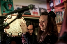 Pequeños Conciertos en Librerías: Zazous