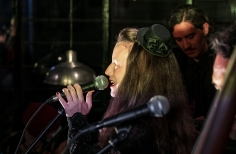 Pequeños Conciertos en Librerías: Zazous