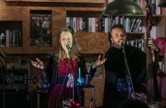 Pequeños Conciertos en Librerías: Zazous