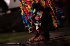Así vivimos una noche de Cantaoras. Verbena y Picó