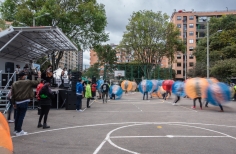 Pogo en pelotas - Cedritos