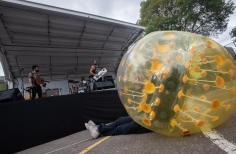 Pogo en pelotas - Cedritos