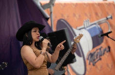 Bogotá recibió las primeras serenatas del 2021