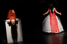 El teatro y el cierco se encuentran.