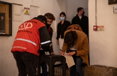 El teatro y el cierco se encuentran.