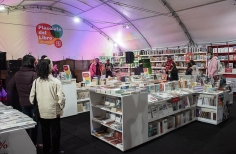 Pequeños Conciertos en Librerías.