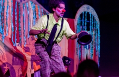 Travesuras inimaginables en la Sala Gaitán