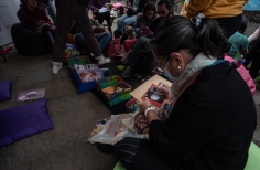 Libro al viento en el 9 de abril