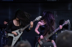 Distorsión, Escenarios en la cuadra
