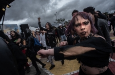 Distorsión, Escenarios en la cuadra