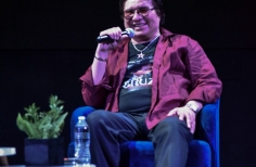 Bobby Cruz Académico 