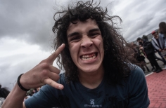 En la cuadra, Distorsión