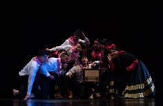 Gala Orbitante, Residentes I