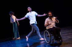 Gala Orbitante, Residentes I