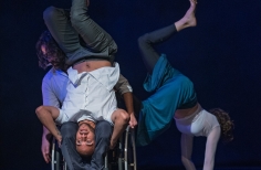 La obra H2O inaugura Circo Debut