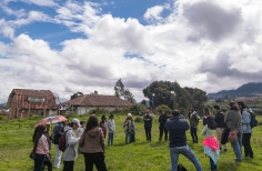 Recorrido parque arqueológico necrópolis indígena