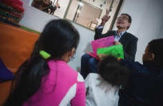 Visita Alejandro Gaviria Castillo de las Artes