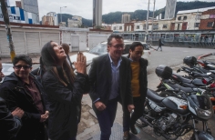 Visita Alejandro Gaviria Castillo de las Artes