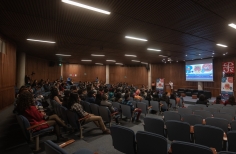 Inaugurada la Exposición Crear, sentir, jugar