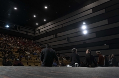 Conversatorio de la película mudos testigos con parte del equipo.