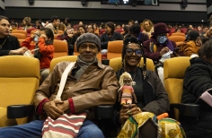 Espectadores en la inauguración de la 7.a muestra afro 2022.