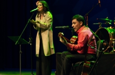 Así fue el reconocimiento de Es Cultura Local en el Teatro Jorge Eliécer Gaitán el pasado miércoles 15 de marzo. Conoce a los ganadores de la tercera versión, más de 500 participantes que recibieron un reconocimiento por promover el arte y la cultura en las 20 localidades de Bogotá. Fueron homenajeados en una jornada llena de danza y música, junto con las palabras de agradecimiento de parte de Catalina Valencia, Secretaria de Cultura, Recreación y Deporte y Felipe Jiménez, Secretario de Gobierno.