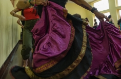 Danza folclórica del desierto de la India